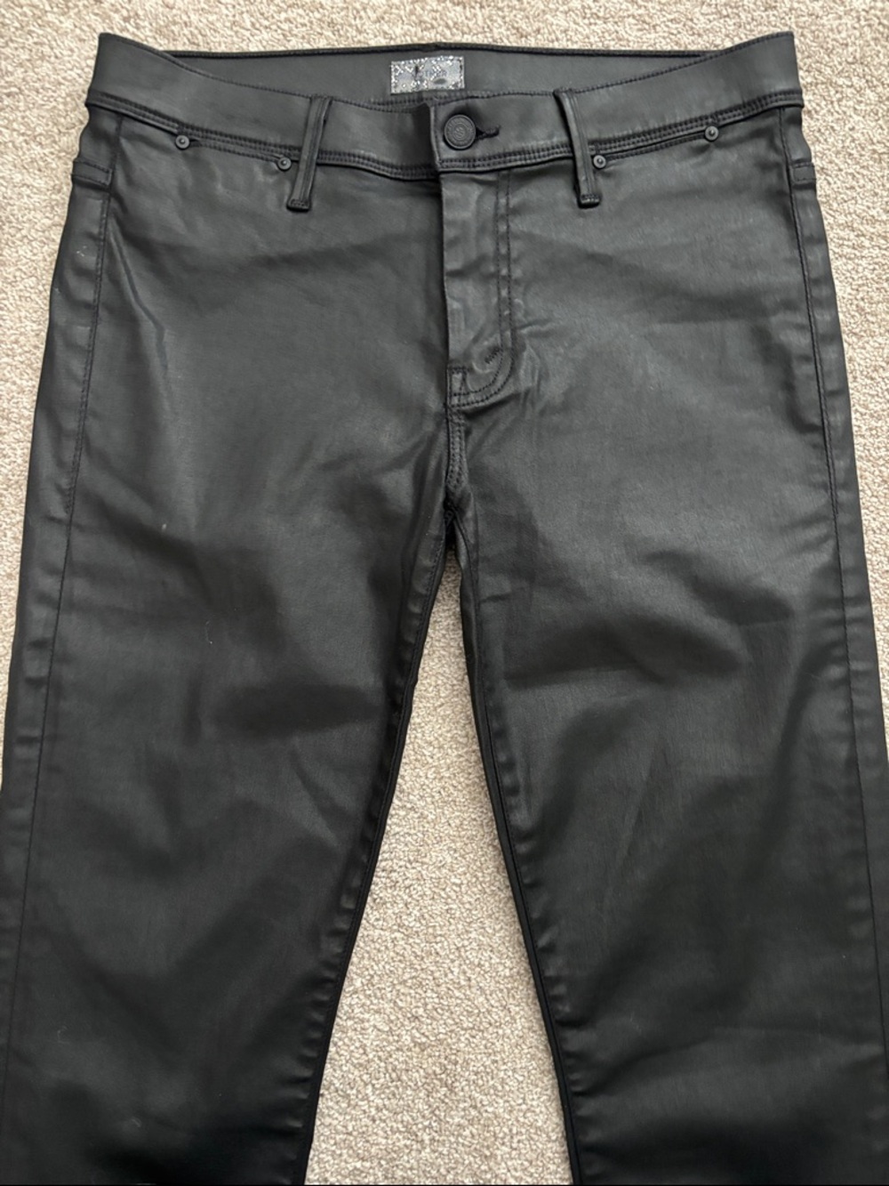 MOTHER “The Daydreamer”  Coated Flare Denim